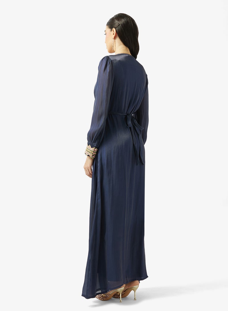 خزانة عباية مطرزة مع فستان داخلي - Image 2